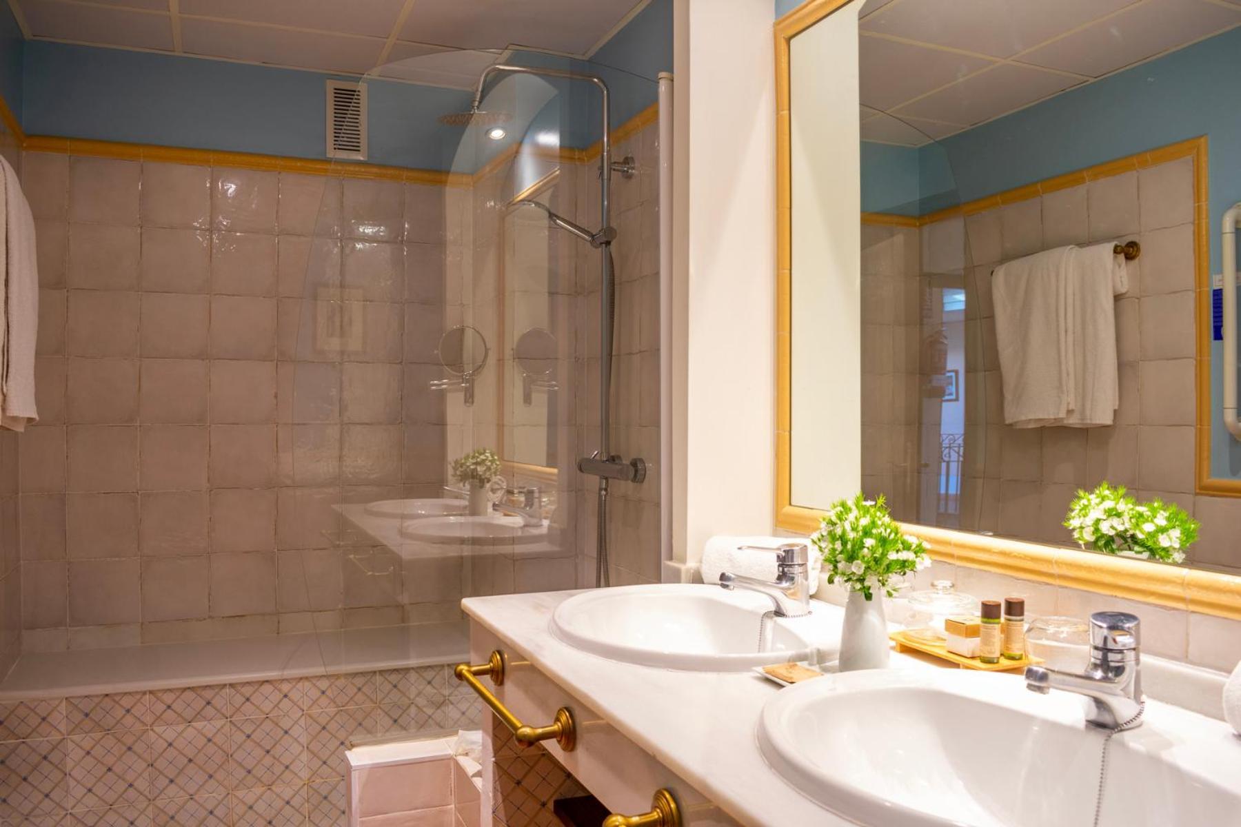 Hotel Veracruz Utrera Zewnętrze zdjęcie