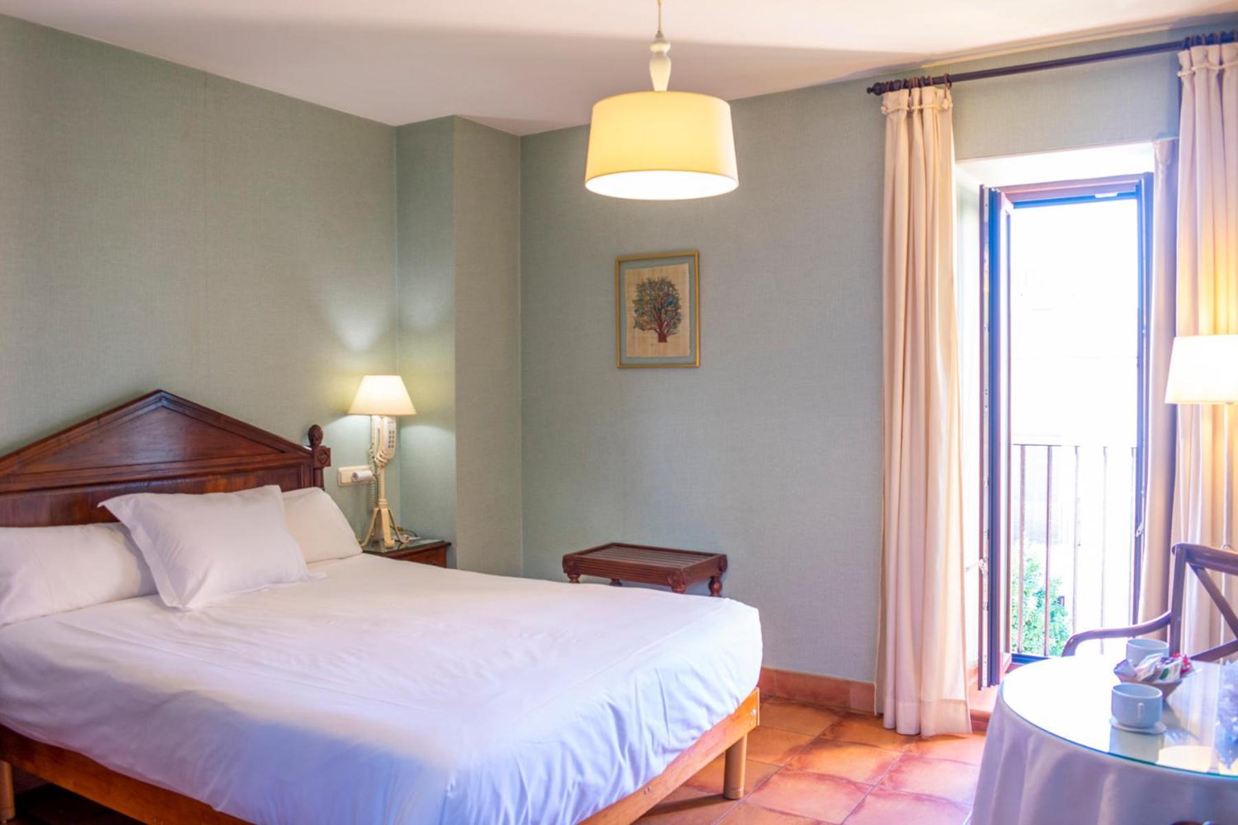 Hotel Veracruz Utrera Zewnętrze zdjęcie