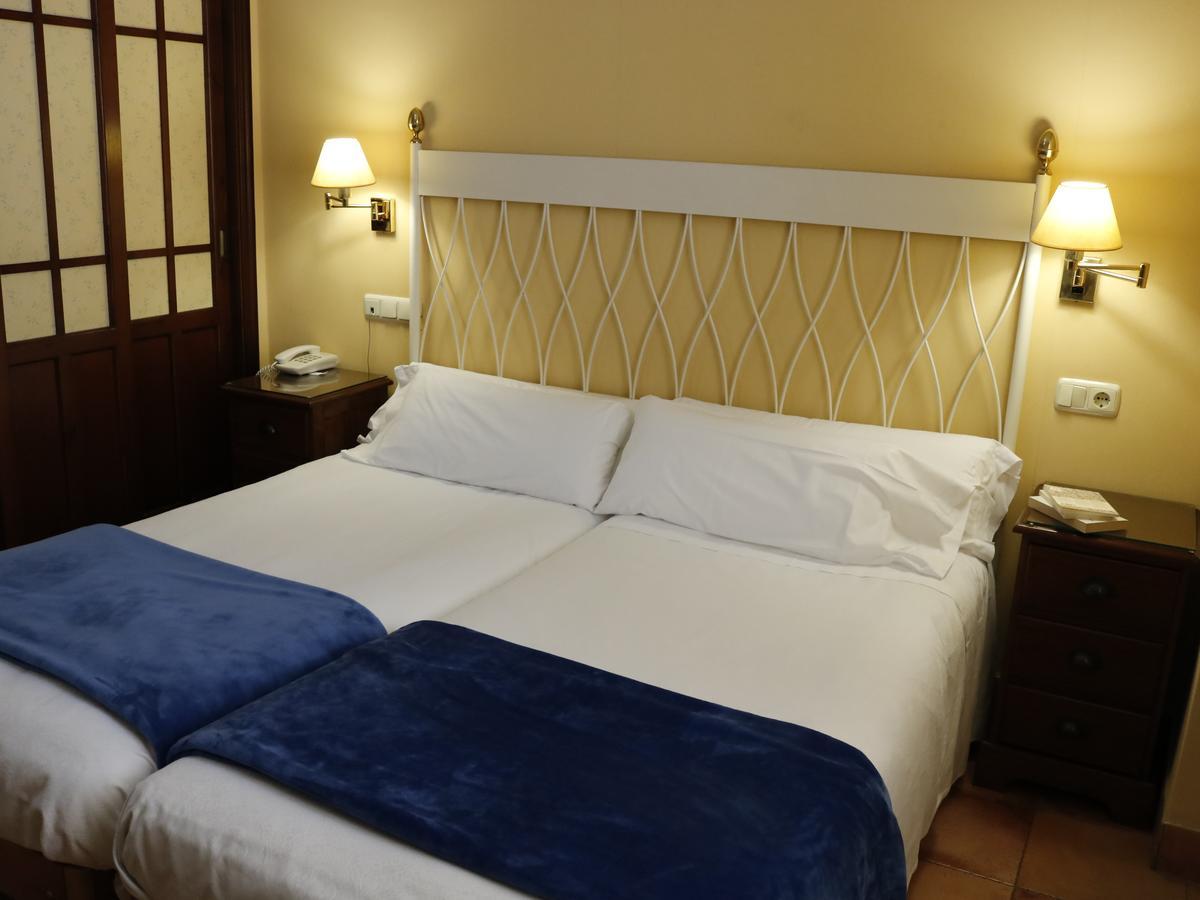 Hotel Veracruz Utrera Zewnętrze zdjęcie